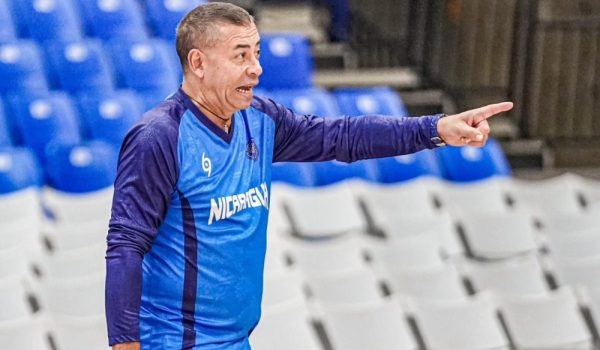 David Rosario deja el mando de la Selección Nacional de Baloncesto