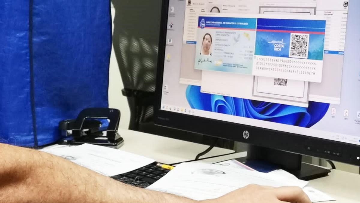 Documento de Identidad para Personas Extranjeras en Costa Rica, mejor conocido como Dimex. Foto: Tomada de la Dirección General de Migración y Extranjería de Costa Rica.