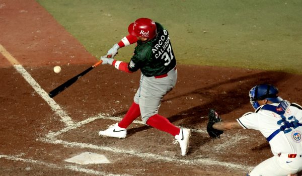México aporrea a Panamá y Dominicana lidera la Serie del Caribe
