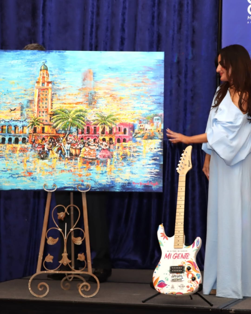María Fernanda Vogel presenta su obra 'Llegamos Bailando', póster oficial del Carnaval de Miami 2026. Foto: Instagram/@carnavalmiami