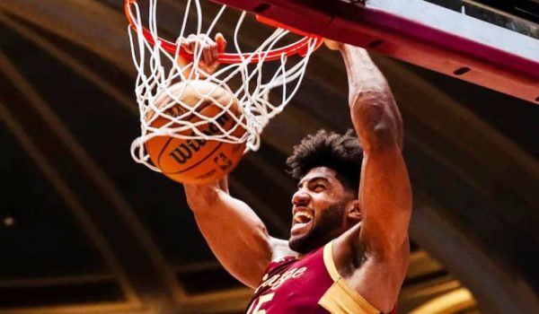 Norchad Omier destaca otra vez en victoria del Cleveland en la NBA G League