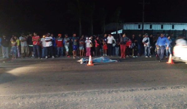 Colisión entre motocicletas deja una adolescente muerta