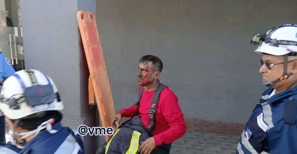 Alfonso Israel Cano Parada, de 50 años, es el bombero voluntario lesionado en el incendio de León. Foto: Víctor Manuel Espinoza/Facebook.