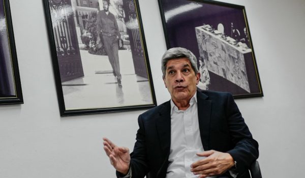 Vicecanciller cubano dice que entre Cuba y Estados Unidos hay comunicación, pero «no existe diálogo»