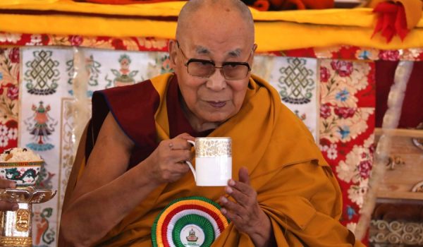 China acusa de «maniobra política» el premio Grammy otorgado al dalái lama