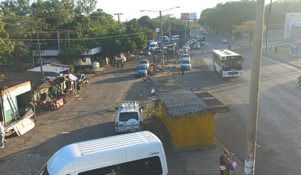 Alcaldía de Managua inicia con el desalojo de comerciantes de la Terminal de Buses Casimiro Sotelo. Foto: Cortesía.