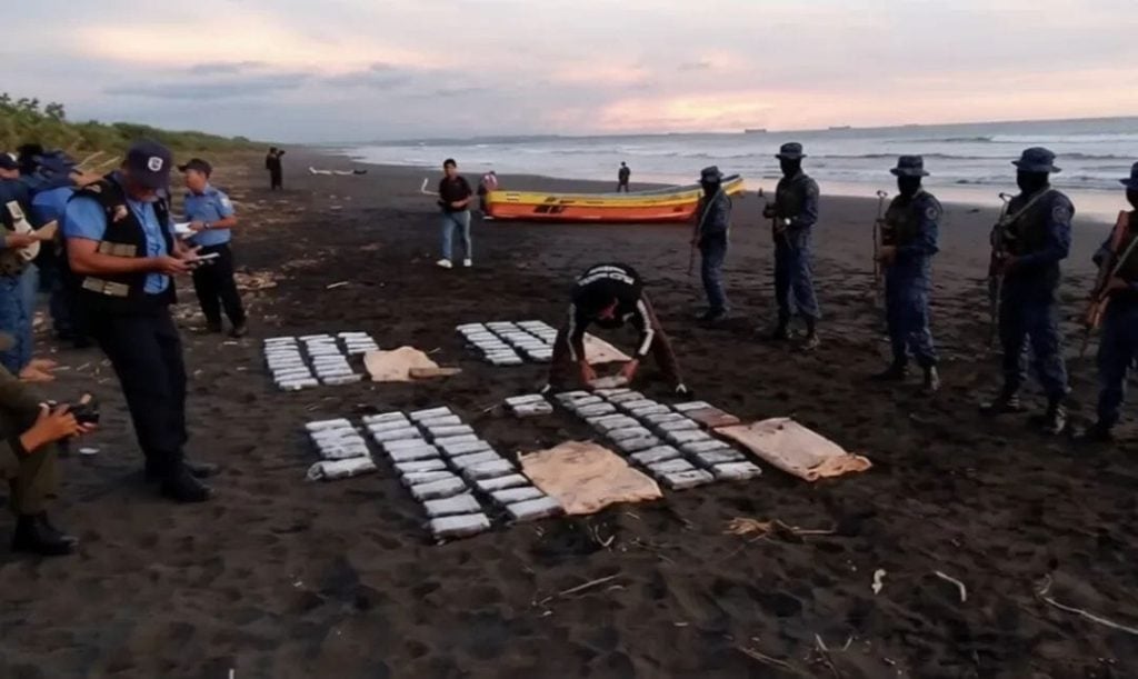 Ejército de Nicaragua decomisa cargamento de droga en León. Foto: La Primerísima.
