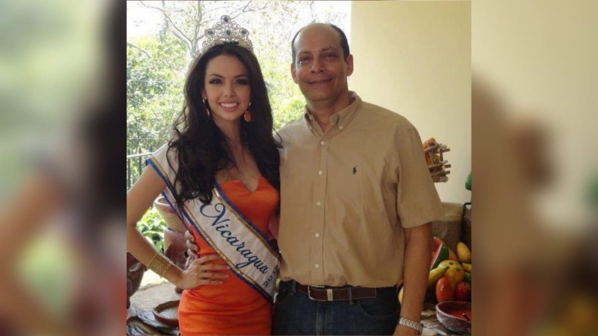 Miss Nicaragua 2012, Farah Eslaquit junto a su padre el doctor Faisal Martín Eslaquit Aragón. Foto: Farah Eslaquit/Instagram.