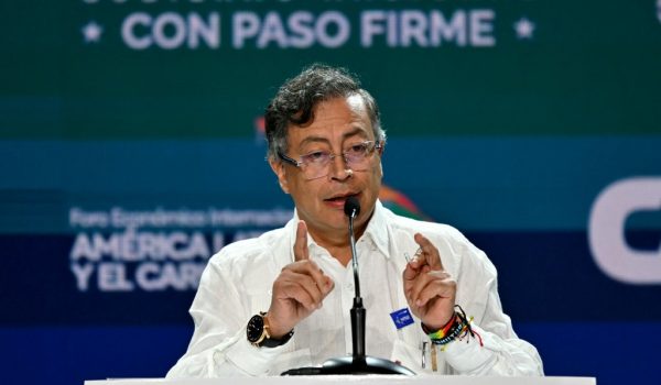 El primer cara a cara de Petro y Trump