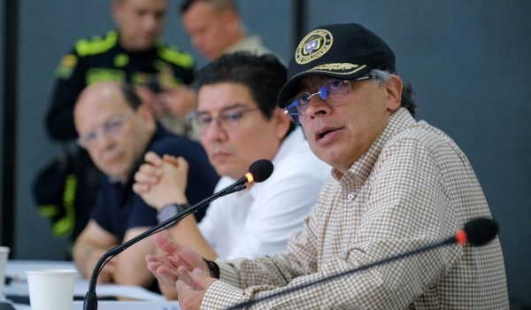 Gustavo Petro denuncia que escapó de intento de asesinato planeado por narcotraficantes