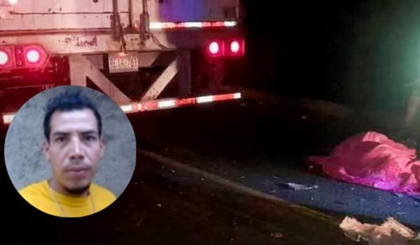 Hombre muere en choque de furgones cerca del puesto fronterizo El Espino