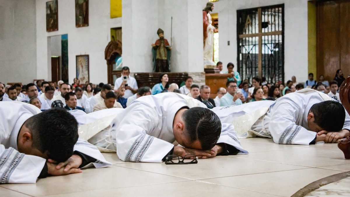 Ordenación sacerdotal de noviembre de 2025, presidida por el cardenal Leopoldo Brenes. Foto: Tomada de la Arquidiócesis de Managua.