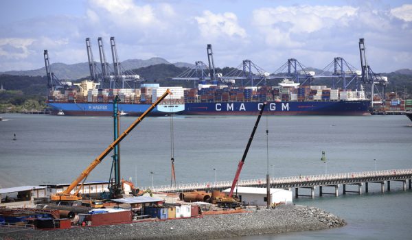 Presidente Mulino rechaza anuncio de arbitraje del operador chino de puertos en Panamá