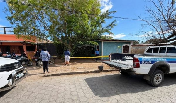Mujer fue asesinada en su vivienda en Granada y la Policía capturó a sospechoso