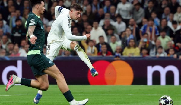 Con triplete de Valverde el Real Madrid derrota con autoridad al Manchester City