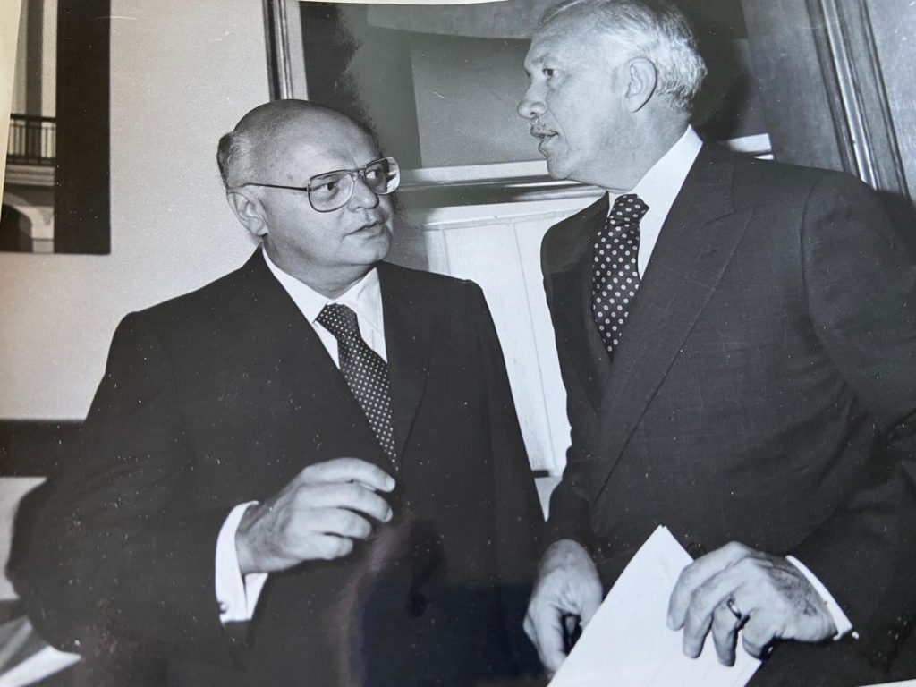 Exdiplomático cubano, Guillermo Belt.