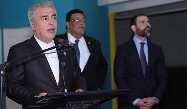 Todavía el pasado 11 de febrero, el embajador iraní Ramin Banat-Kuqe y el hijo de los dictadores, Laureano Ortega Murillo, celebraban que Irán y Nicaragua son "revoluciones hermanas". LA PRENSA/ TOMADA DE EL 19 DIGITAL