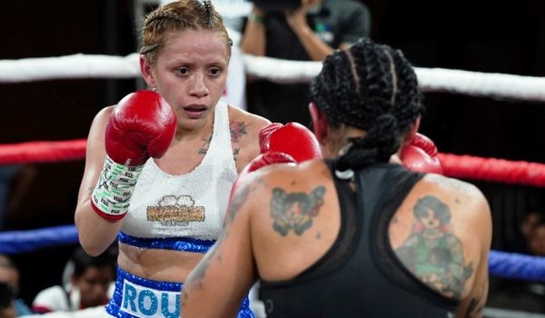 Boxeadora granadina mantuvo su invicto al vencer a rival panameña en Managua