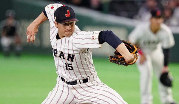 Japón supera con apuros a Corea del Sur en el Clásico Mundial