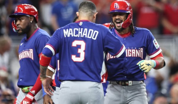 Dominicana arrolla a Israel y avanza a cuartos del Clásico junto a Venezuela