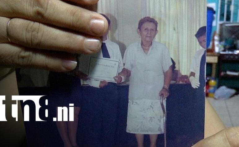 Anciana fallece dos días después de la muerte de su hijo. Foto: Canal 8.