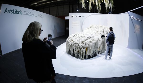 Un vehículo trenzado lidera la propuesta de Lexus para activar los cinco sentidos en ARCO