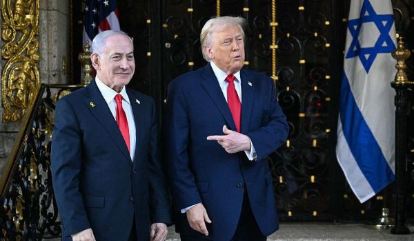 Getty Images Trump y Netanyahu el pasado diciembre en Mar-a-Lago.