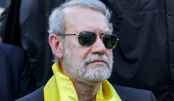 ¿Quién es Alí Larijani, el hombre fuerte no oficial de Irán que algunos sugieren como sucesor?