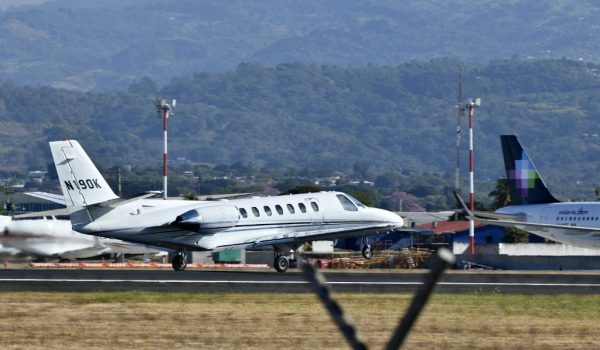 En un hecho histórico, Costa Rica extradita a EE. UU. a un exministro de Seguridad y al capo «Pecho de Rata»