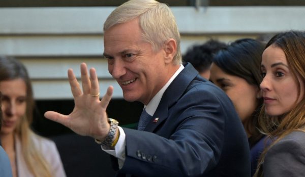 José Antonio Kast, quien sumó a Chile a la ola de derecha en América Latina, asume hoy la presidencia