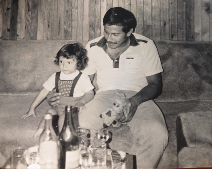 Kristina y su padre, el nicaragüense Dolores Tablada, cuando aún vivían juntos en Checoslovaquia. LA PRENSA/ CORTESÍA