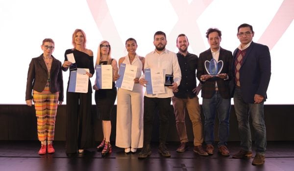El Premio Roche 2026 busca las mejores historias iberoamericanas de periodismo en salud