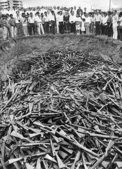 Armas enterradas en Managua tras el fin de la guerra entre contras y sandinistas. LA PRENSA/ ARCHIVO