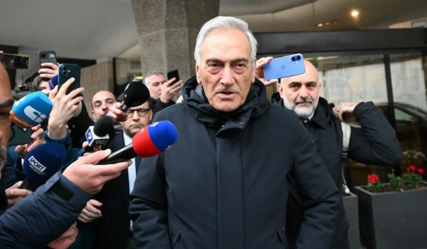 Dimite el presidente de la federación italiana de fútbol tras el fiasco mundialista