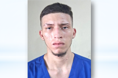 Jonathan Samuel Montano Páramo, de 20 años, es el presunto responsable de dos asaltos en tiendas Súper Express de Managua. Foto: Policía Nacional.