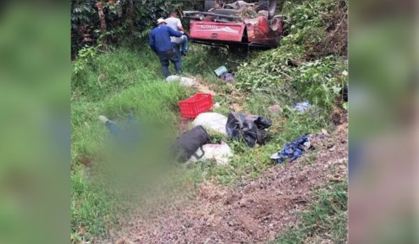Trágico vuelco de camioneta en Jinotega deja dos muertos, incluido un niño de 9 años