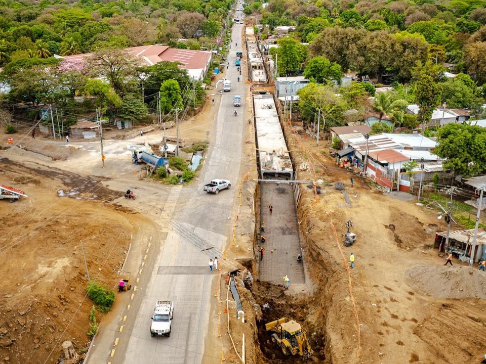 Alcaldía realiza obras para conectar pistas Larreynaga y Aeropuerto