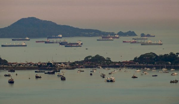 Estados Unidos y países de la región respaldan a Panamá en su disputa con China