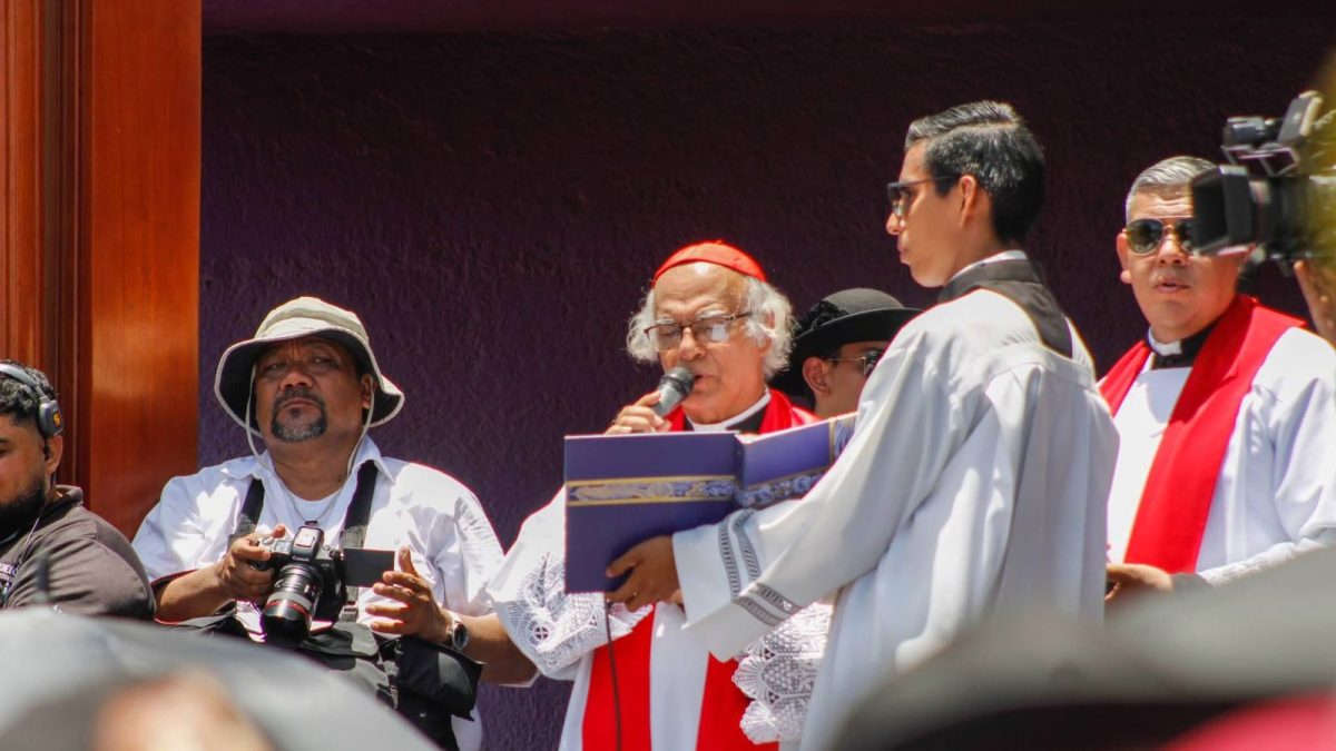 Los medios oficialistas brindaron una inusual cobertura a las actividades de Semana Santa que este año nuevamente se celebró en intramuros. Tomada Catedral de Managua