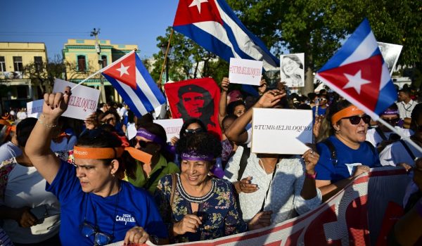 Dictador de Cuba Díaz-Canel rechaza dimitir bajo presión de Estados Unidos