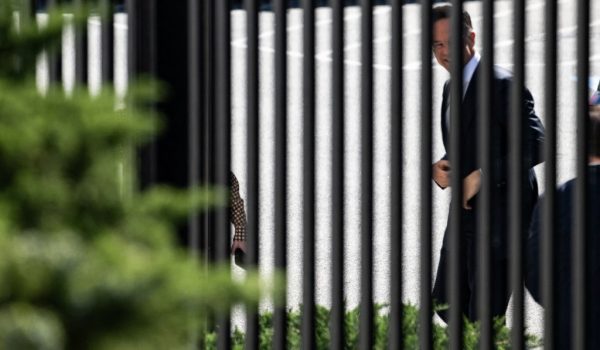 Trump le reclama a Rutte que la OTAN «le falló» a EE. UU.
