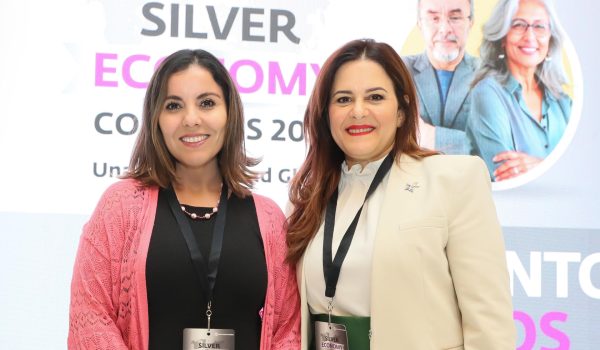 El 23 % de la población en México es mayor de 50 años y apunta a impulsar economía silver