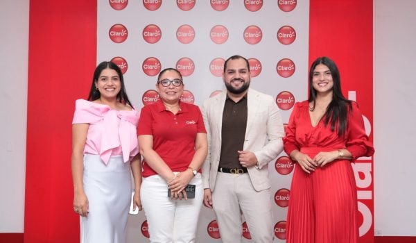 Claro Nicaragua celebra a mamá con 1000 Maneras de Emprender