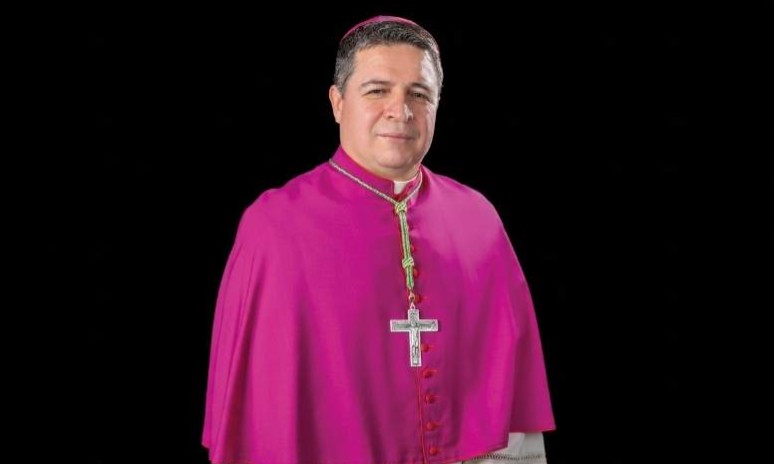 Obispo Evelio Menjivar Ayala. Tomado de elsalvador.com