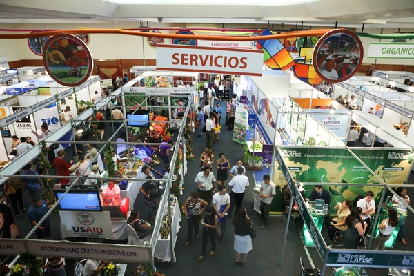 Feria de exportadores ExpoApen. Foto Archivo / LA PRENSA