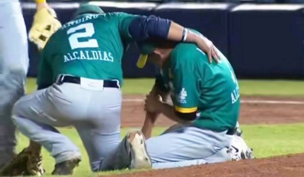 Lo que se sabe sobre la salud de Guillermo Méndez tras pelotazo de Cheslor Cuthbert