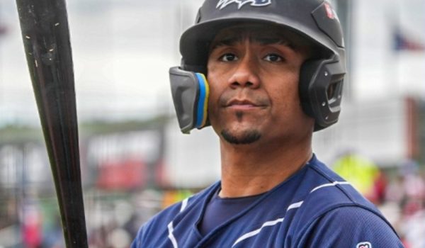 Ismael Munguía destaca en victoria de equipo sucursal de los Azulejos de Toronto