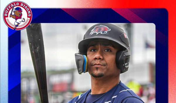 Ismael Munguía en AAA con los Azulejos