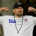 Campeón Mundial ucraniano renuncia a sus tres cinturones mundiales de pesos pesados