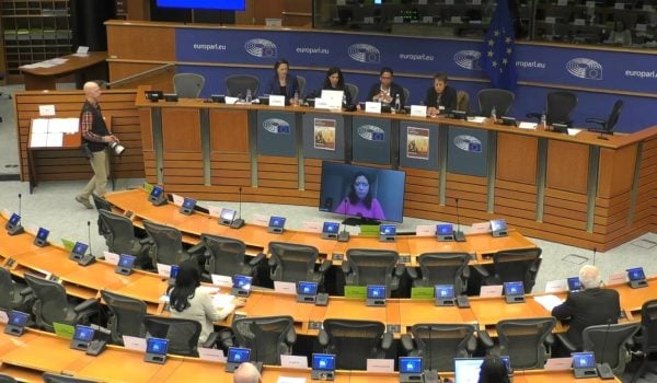La defensora de derechos humanos Wendy Flores, vicepresidenta del Colectivo Nicaragua Nunca Más, denunció ante el Parlamento Europeo las tropelías de Daniel Ortega.